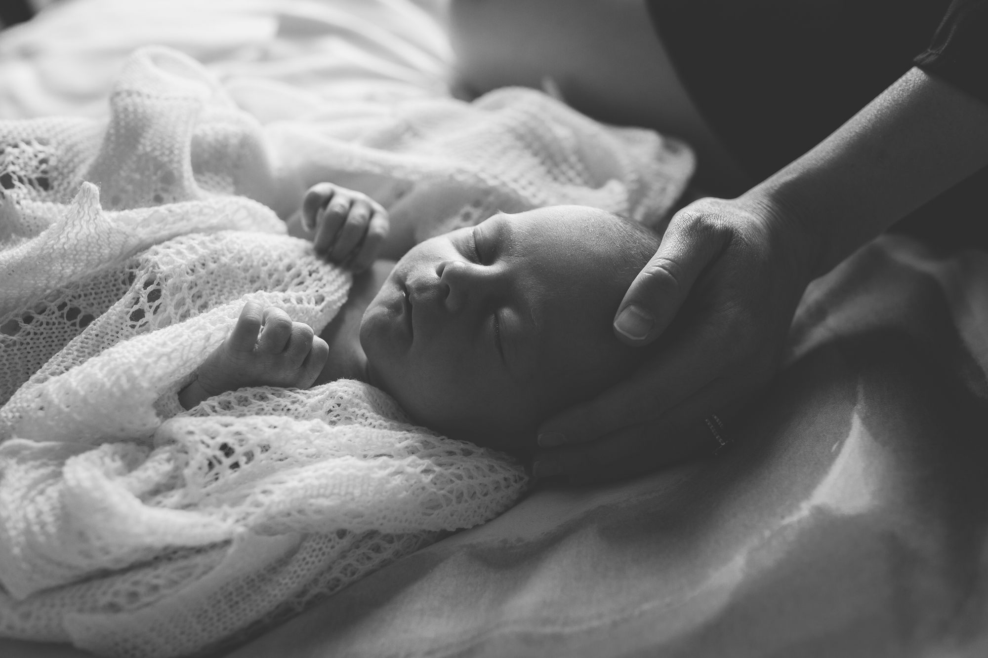 newbornphotographersinaberdeen (14 of 18).jpg