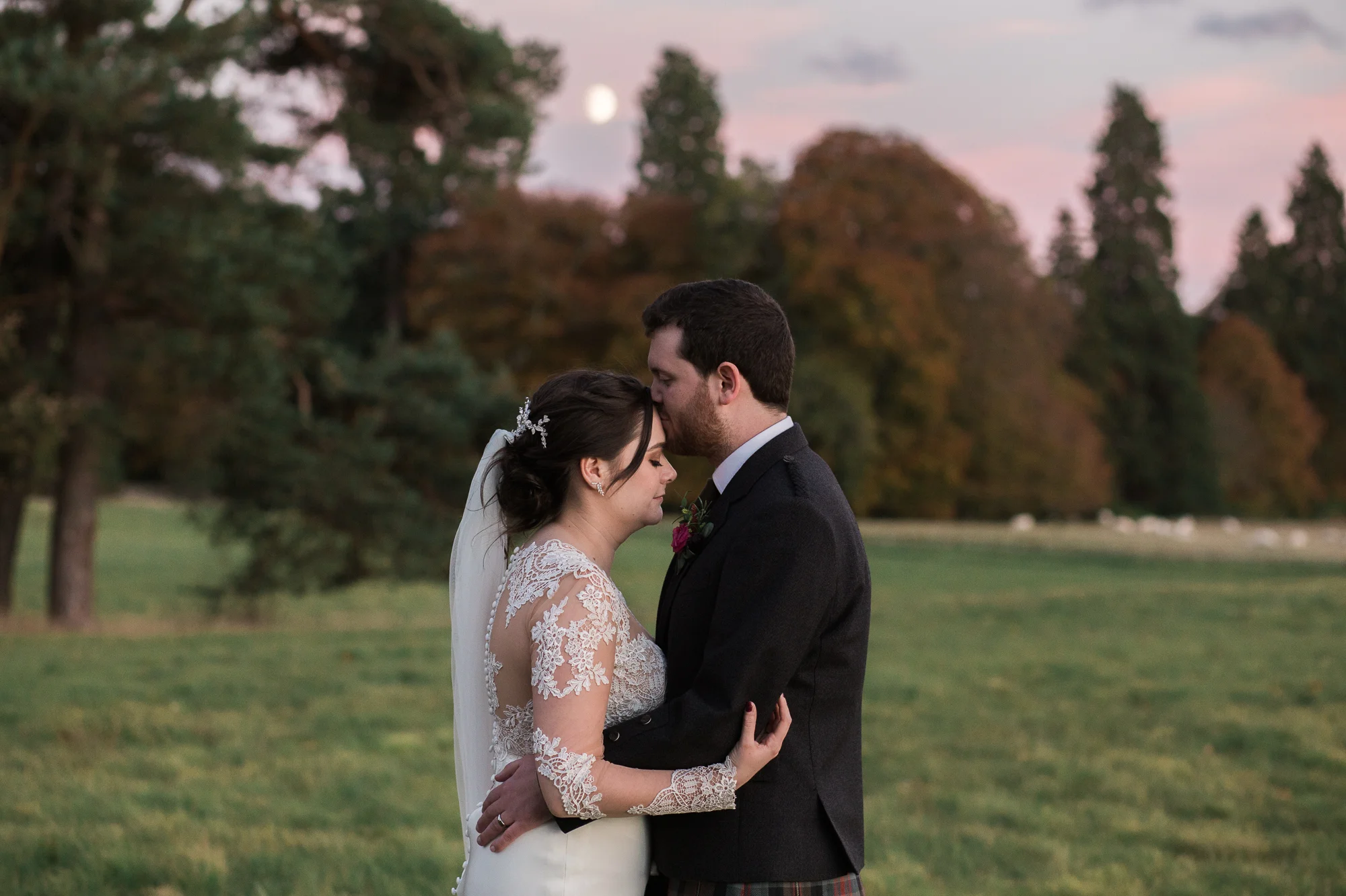 coo cathedral, coo cathedral wedding, wedding at coo cathedral, Aberdeenshire wedding photographer, Aberdeenshire wedding photography, Aberdeen wedding photographers