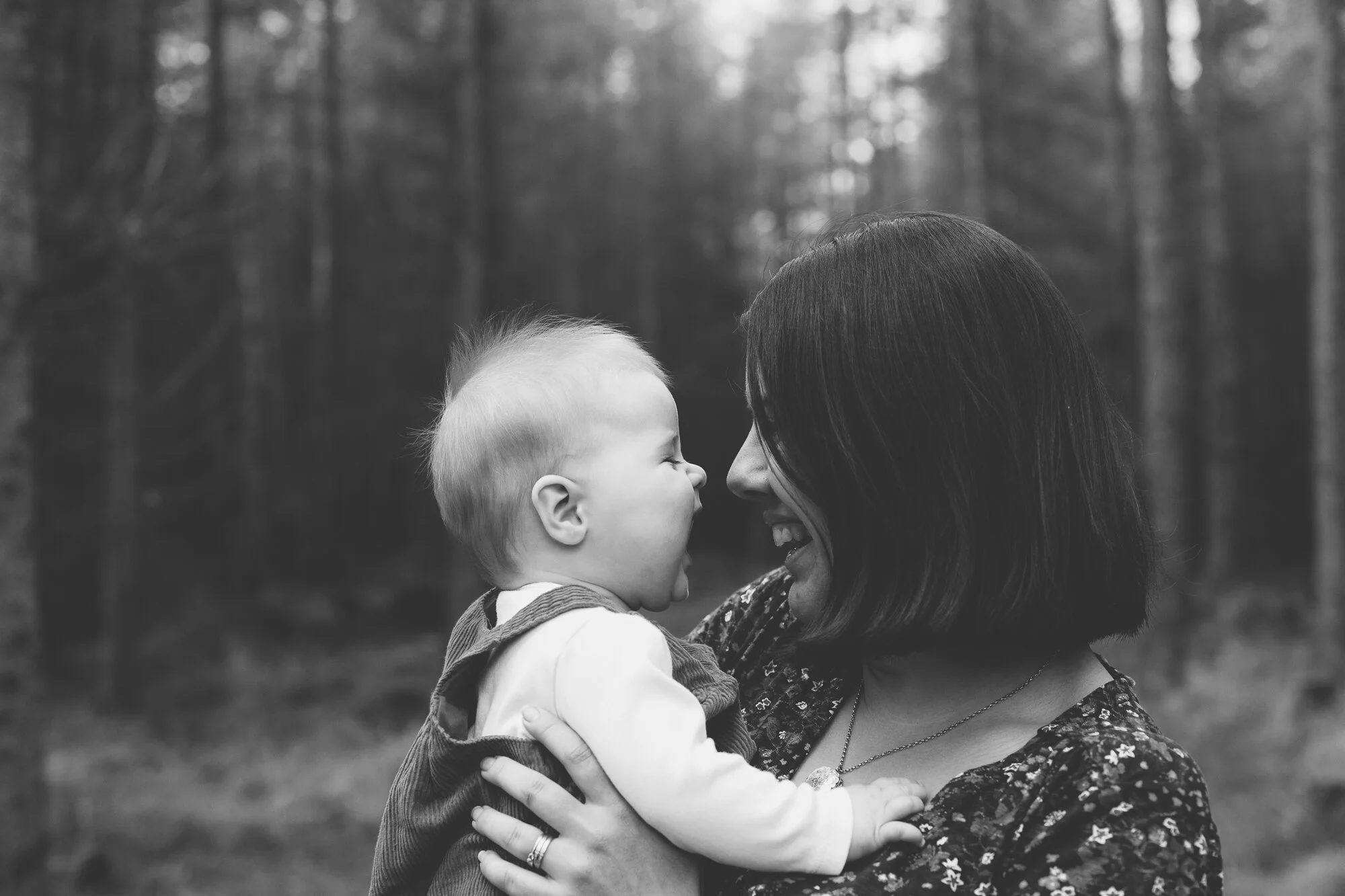 Breastfeeding Photography Aberdeen Emily — Vivienne Elizabeth