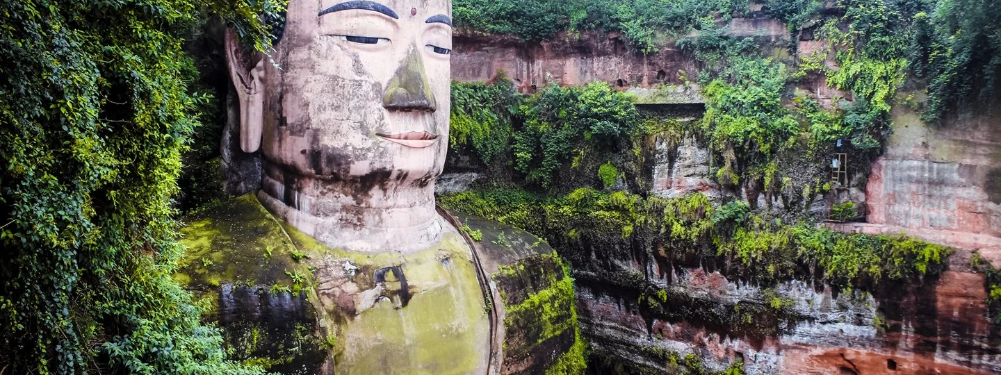 lists-the-worlds-most-awesome-giant-buddhas.jpg