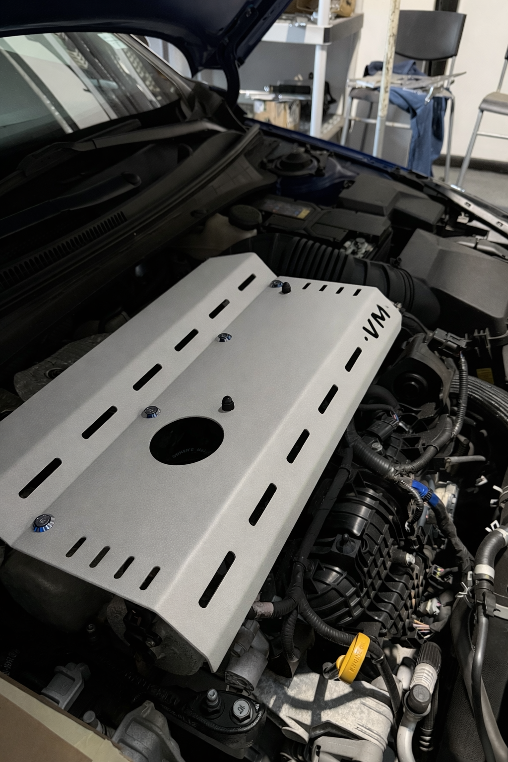 KONA ELANTRA VELO ENGINE COVER WHITE.PNG