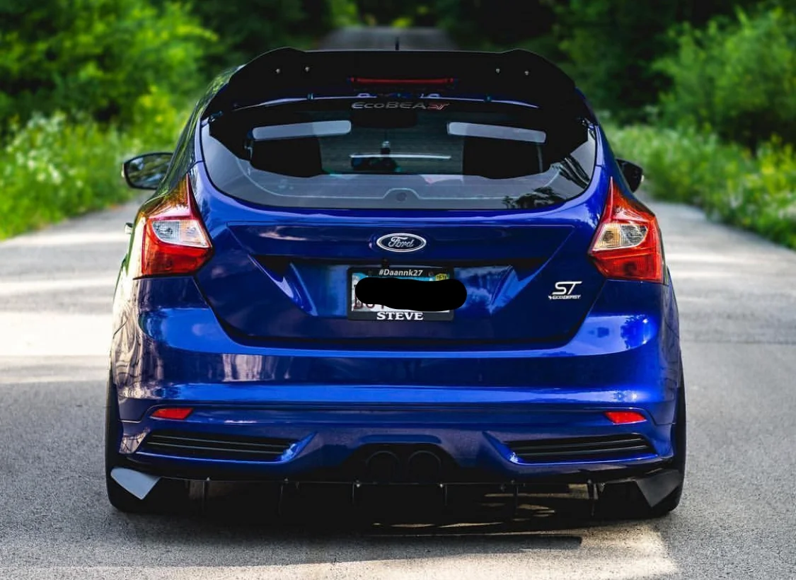 rear spoiler and diffuser.jpg