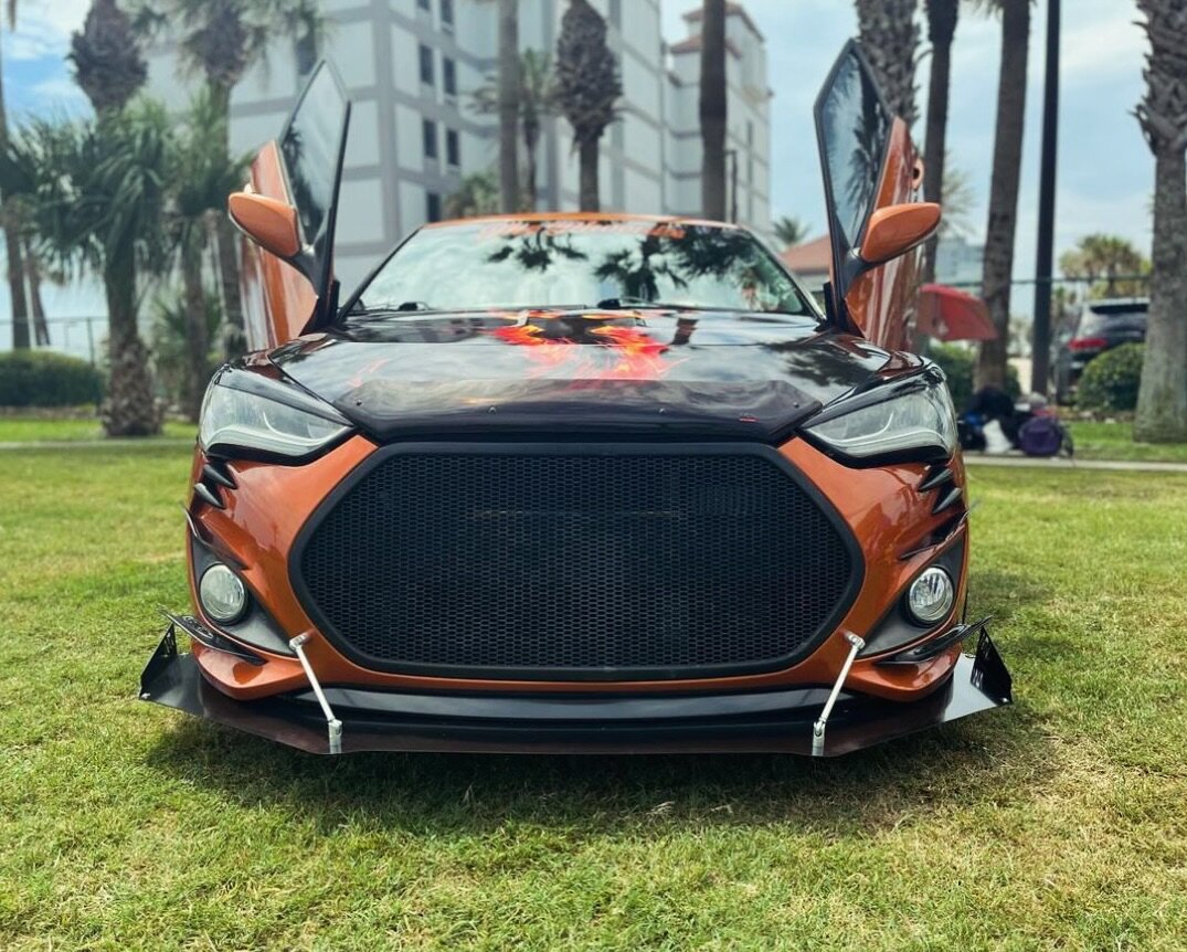 🥵 @moltenvt 
Rocking our VM V2 Front splitter for the VT 

#vegamodified #velosterfanatics #veloster #velosterturbo #hyundaiveloster