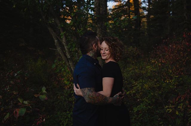 ; tell me the story about how the sun loved the moon so much he died every night to her breathe
&bull;
&bull;
&bull;
&bull;
&bull;
&bull;
&bull;
&bull;
&bull;
#couplesphotography #couplesphotographer #adventuresession #couplessession⠀
#engagementphot