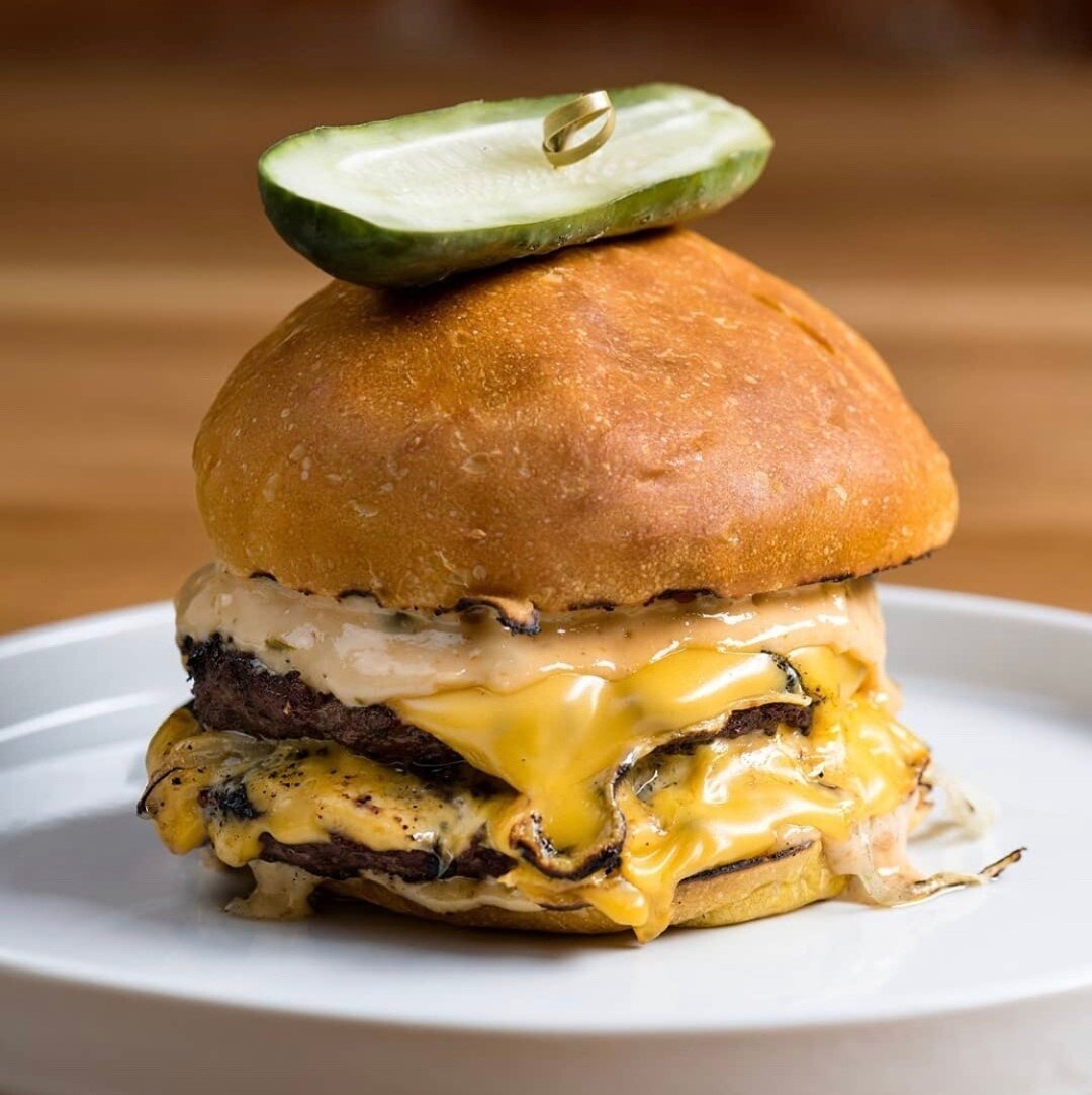 Have you had the BURGER at @newridgebrewing yet? Maybe we're biased because it's made with our 100% grassfed ground beef...But seriously, could you resist this masterpiece🍔 ?!⁠
⁠
It was recently named as one of the best burgers in Philly according t