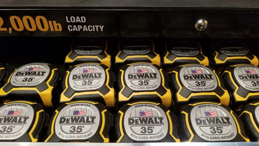 15_dewalt_35_foot_tape_measure.jpg