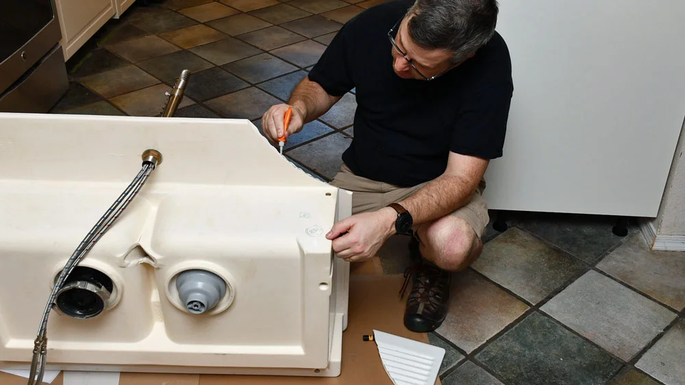 gluing-broken-sink-edge.jpg