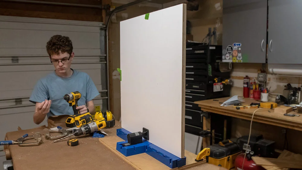 The Kreg Jig R5 in action.
