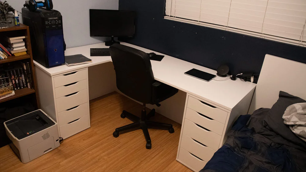 Simple Corner Desk
