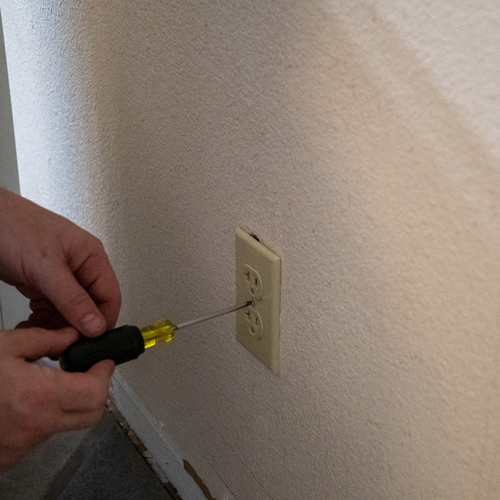 How to Troubleshoot an Electrical Wall Switch