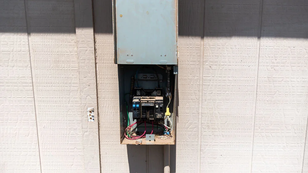 Electrical panel junior.