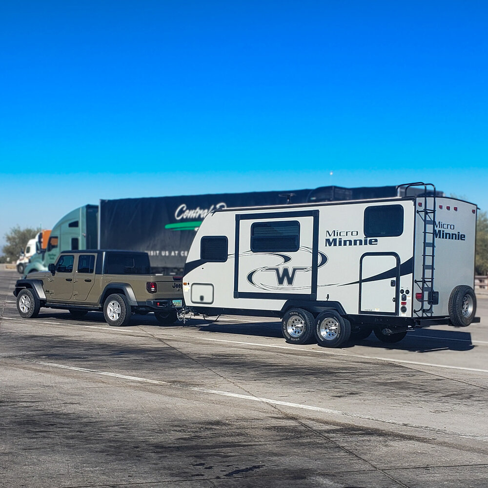 2019 Winnebago 2100 BH