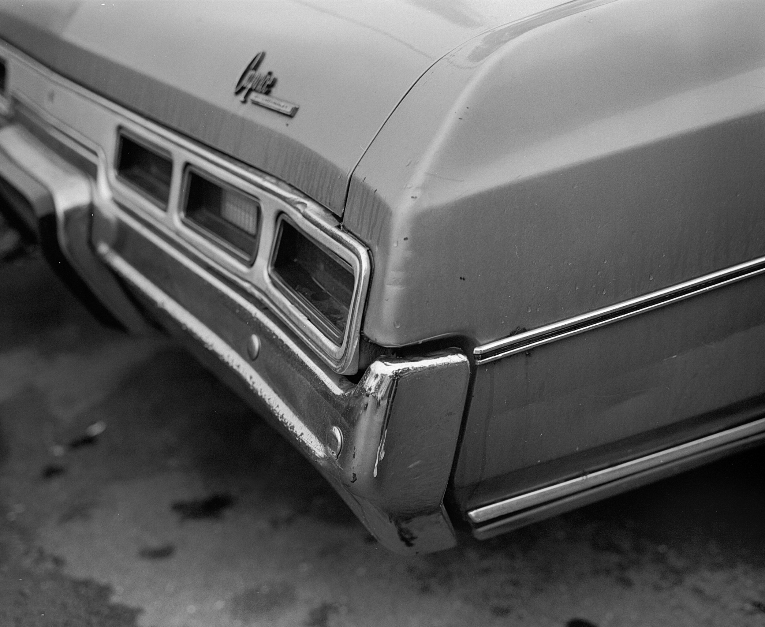 caddy-120-bw02 2.jpg