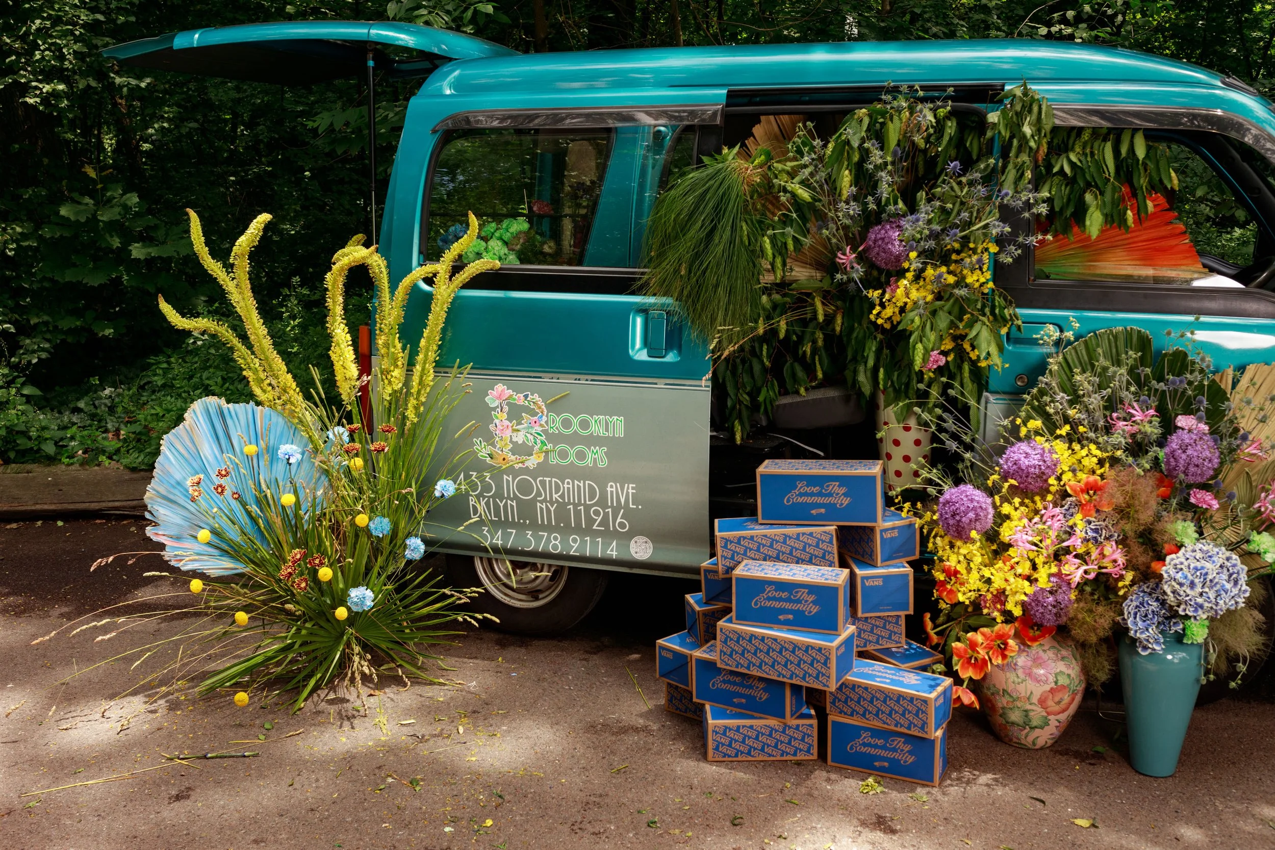 brooklyn-blooms-van-promo-5949-optimized.jpeg