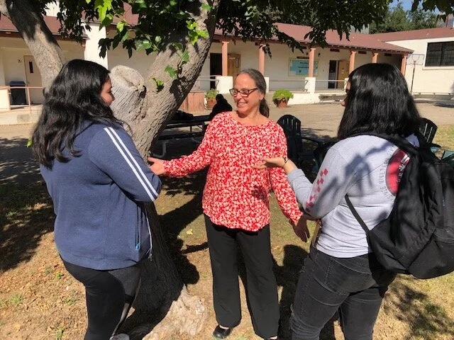 Becky Beckett, Principal of Chaparral High School, speaking with students in the School Courtyard. OEF is proud to honor Becky as our 2019 Education Hero of the Year!