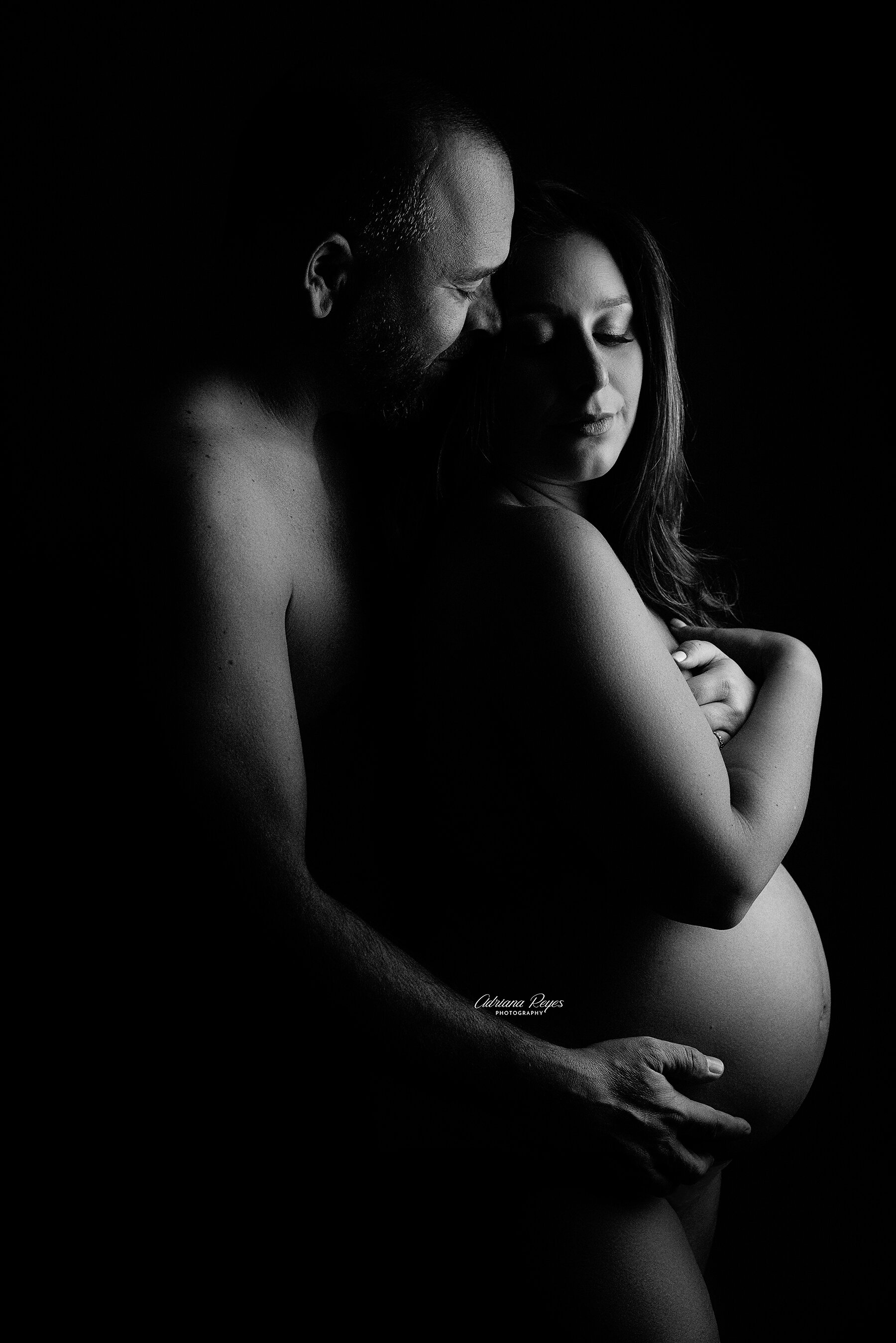 Vaughan-Maternity-Photographer-GTA-Adriana-Reyes-Photography-2020-004.jpg