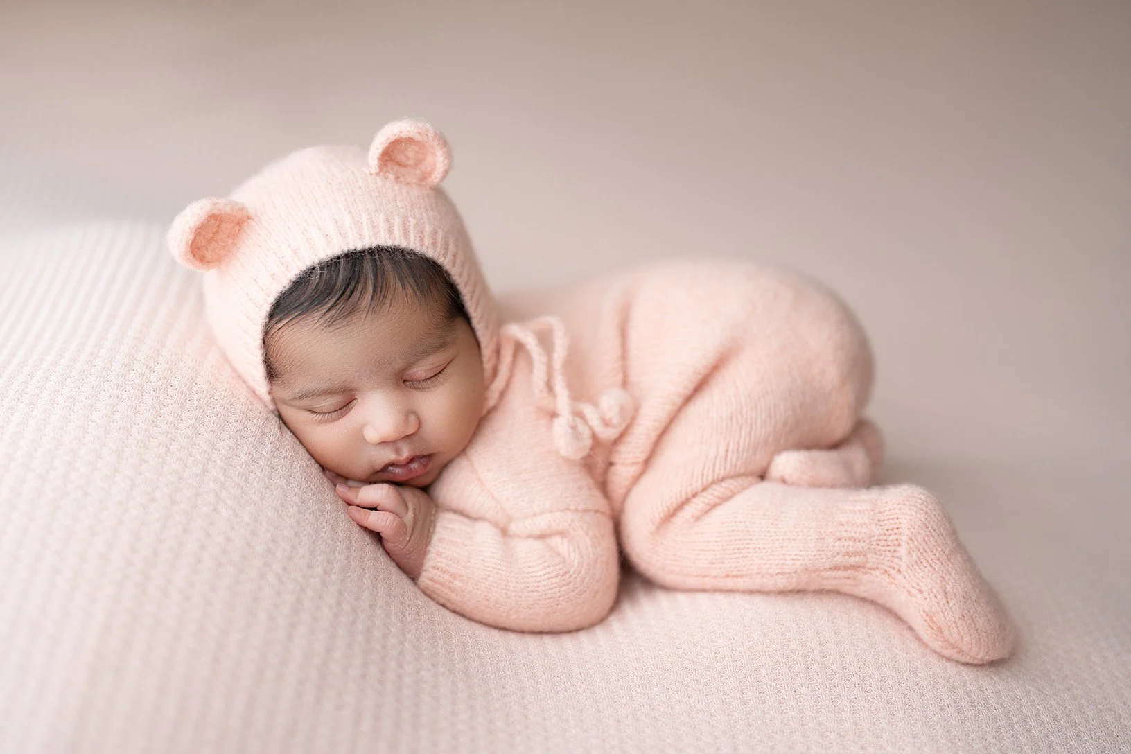 Adriana Reyes Photography Newborn session 1.jpg
