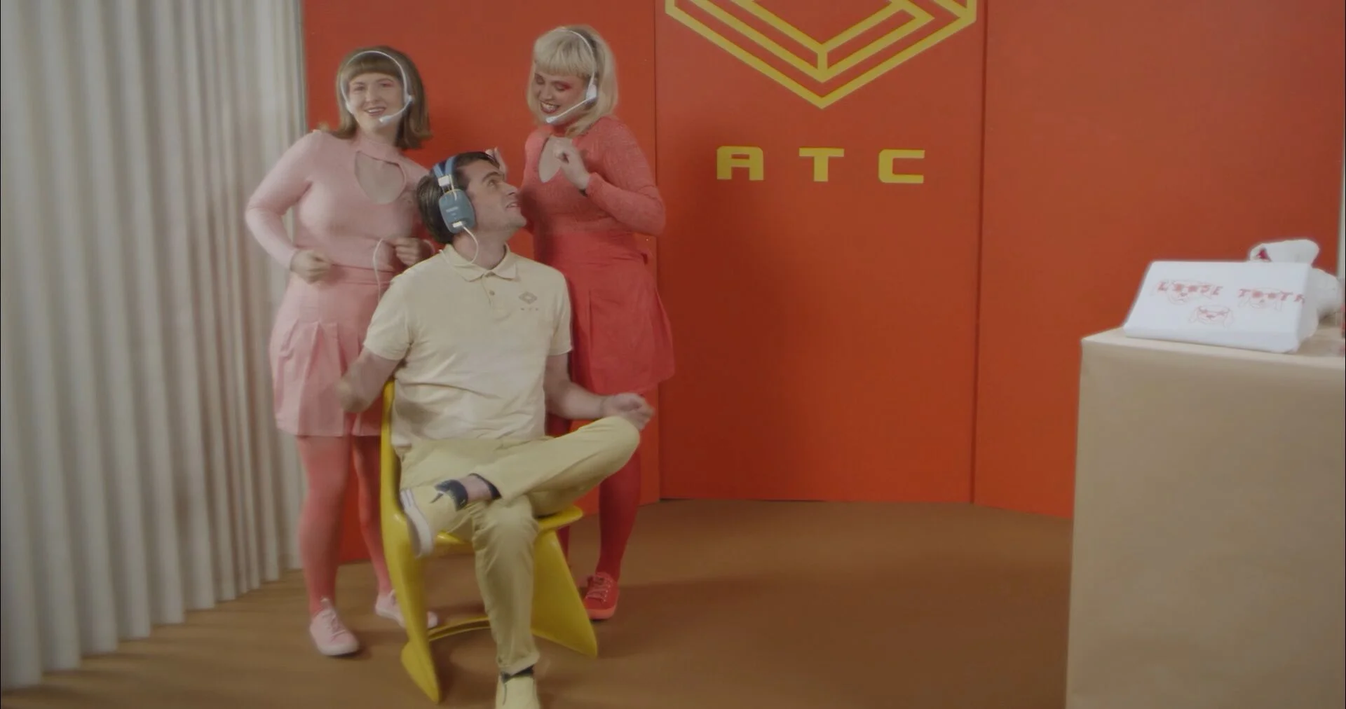 Loose Tooth "All The Colours Gone" Music Video