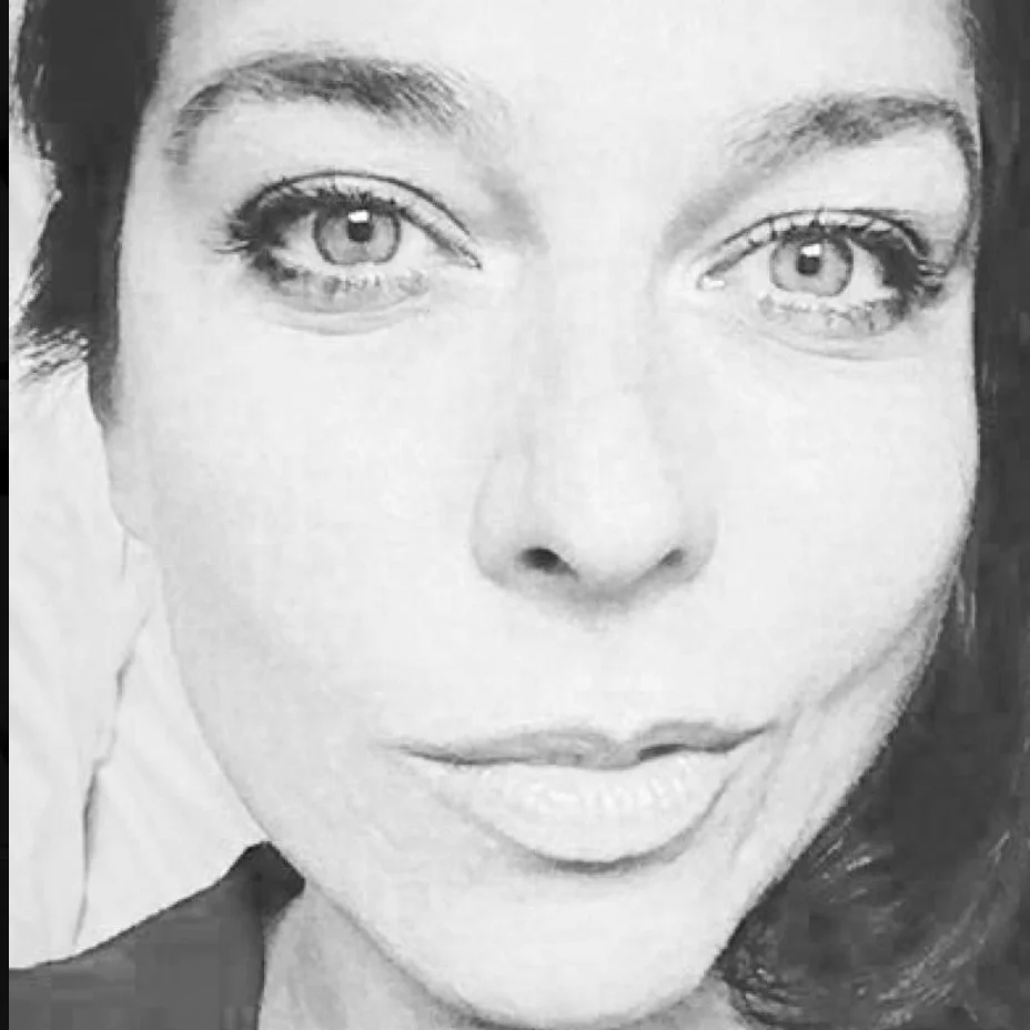 Chiara Merico - Digital Retoucher, Colorist, Production @chiara s eye