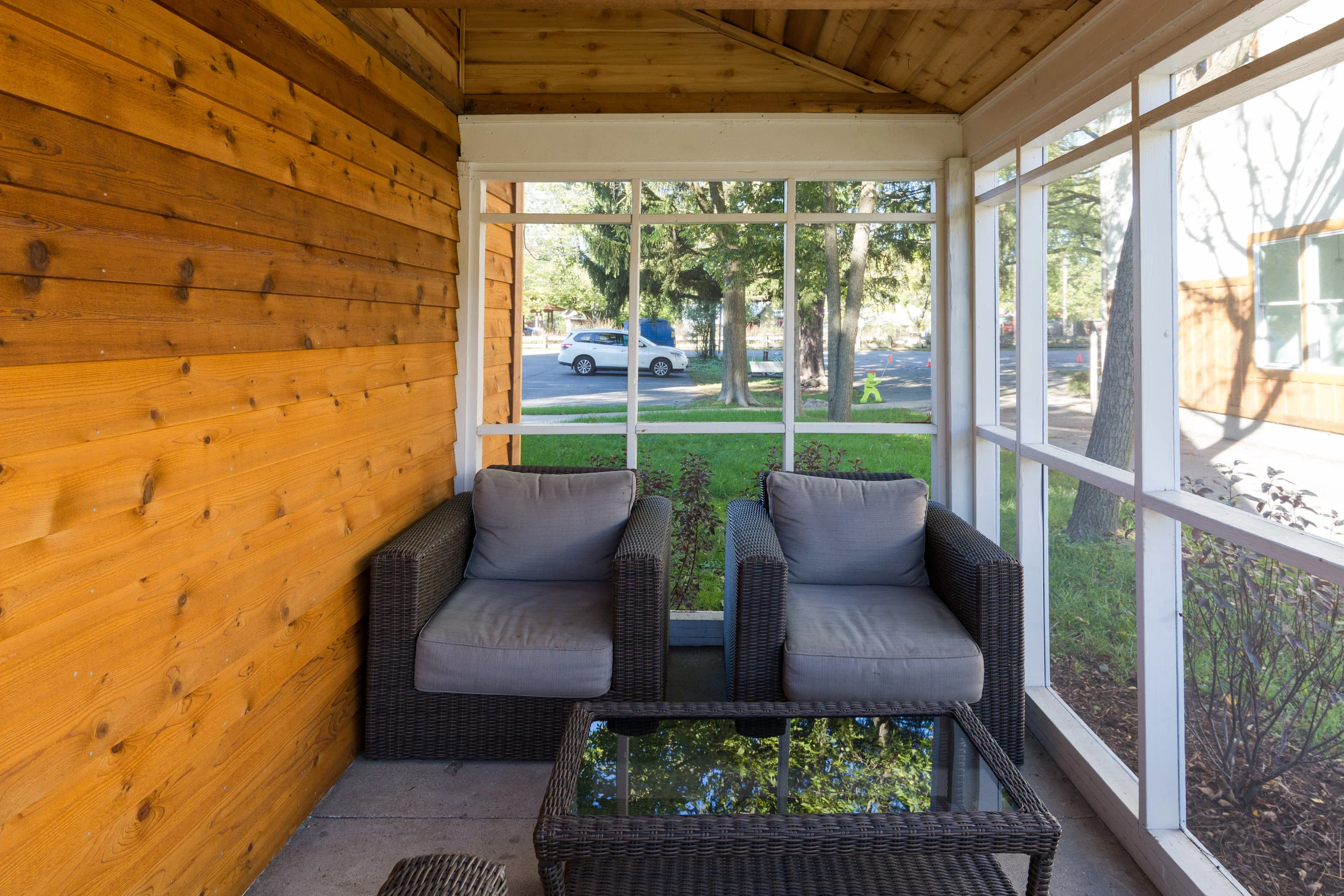 Room 10 screened porch.jpg