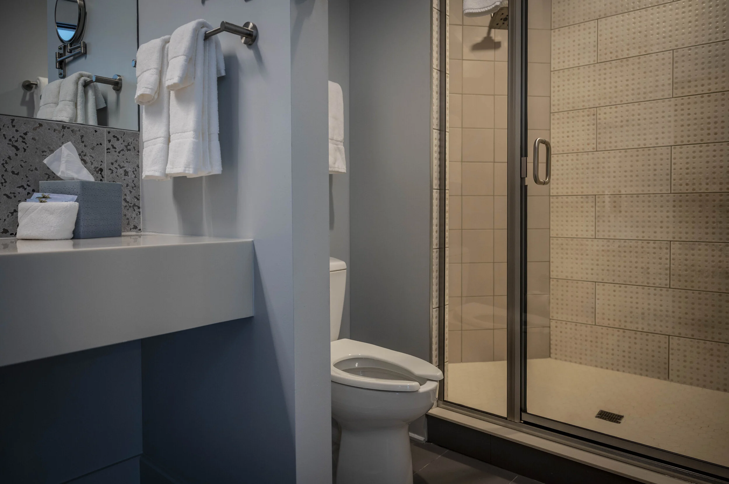 302 Bath 3.jpg