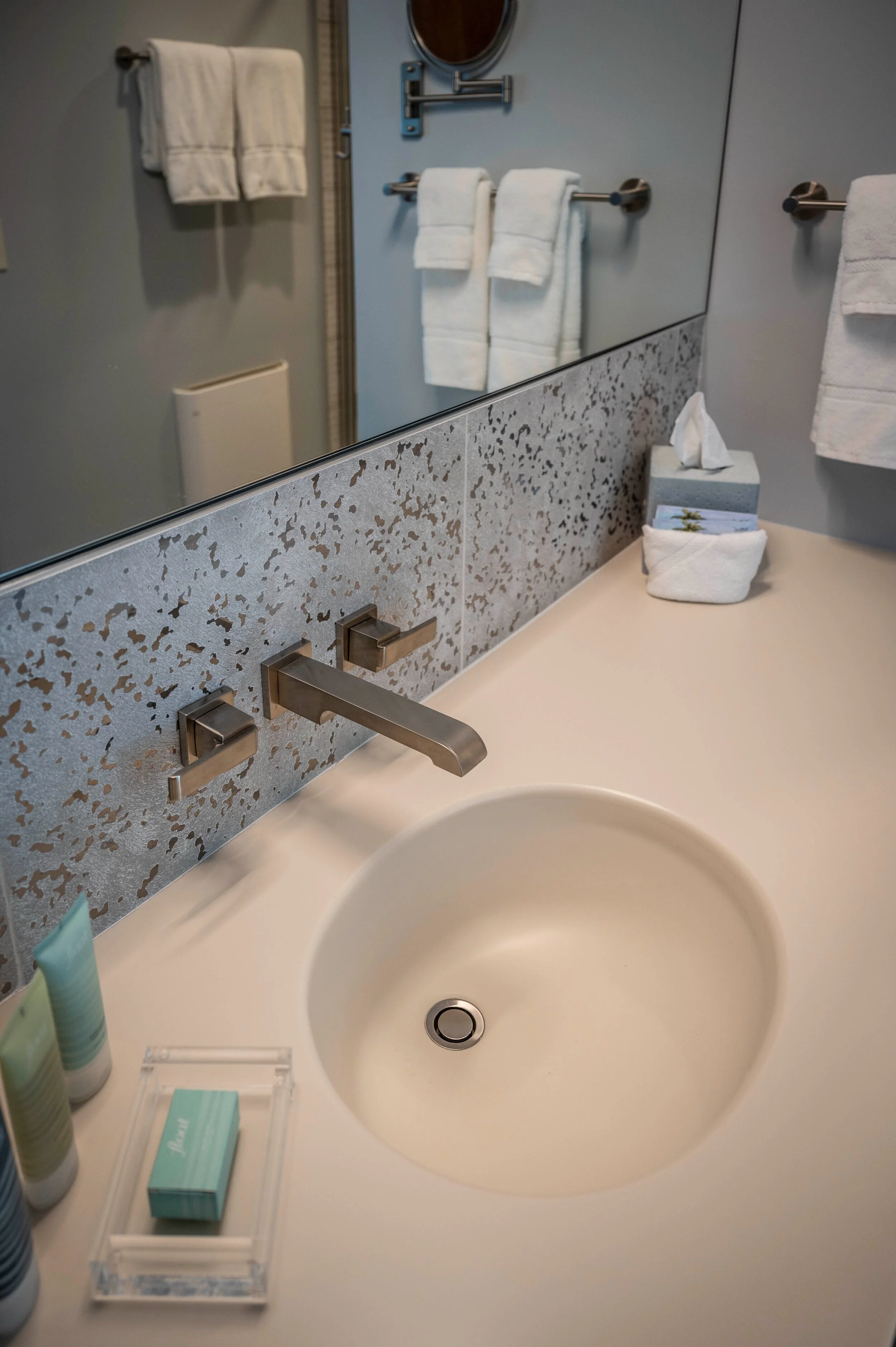 302+Bath+2.jpg