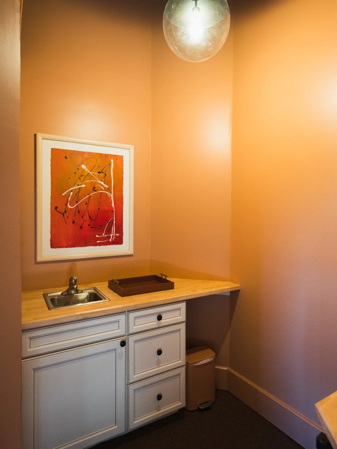 hotelbroadripple_0322-2-(1)-portrait-3x4-1111x1481.jpg