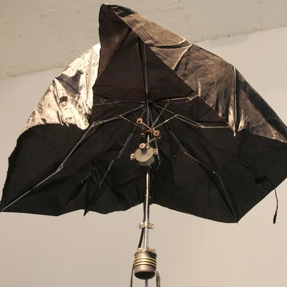 broken_umbrella_2.jpg
