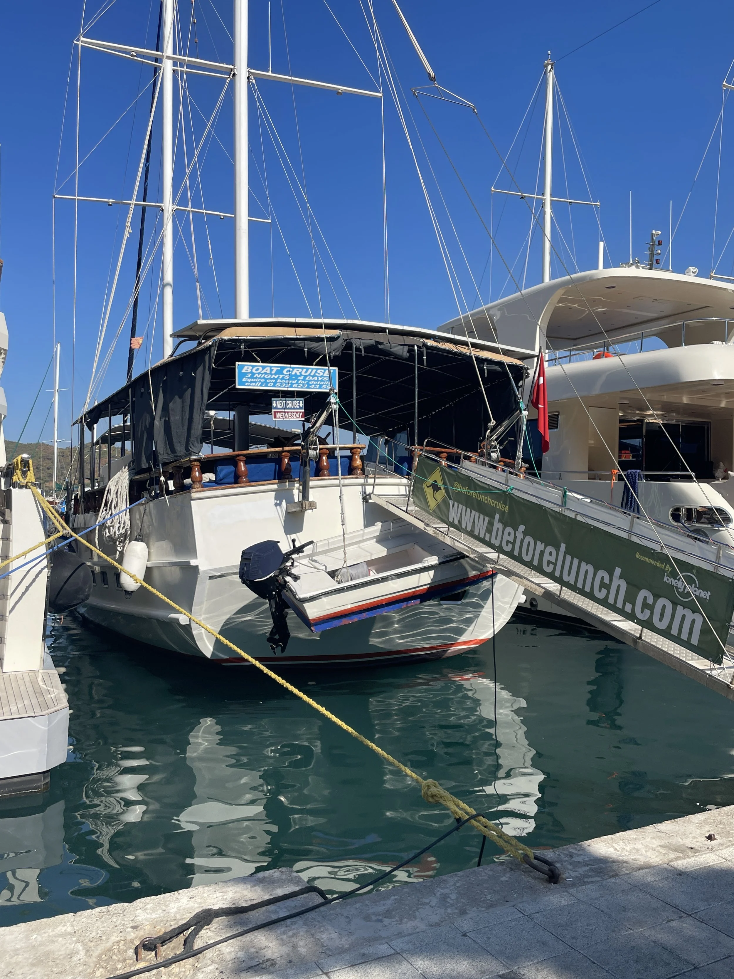 The Roz, our "gulet" (traditional Turkish boat)!