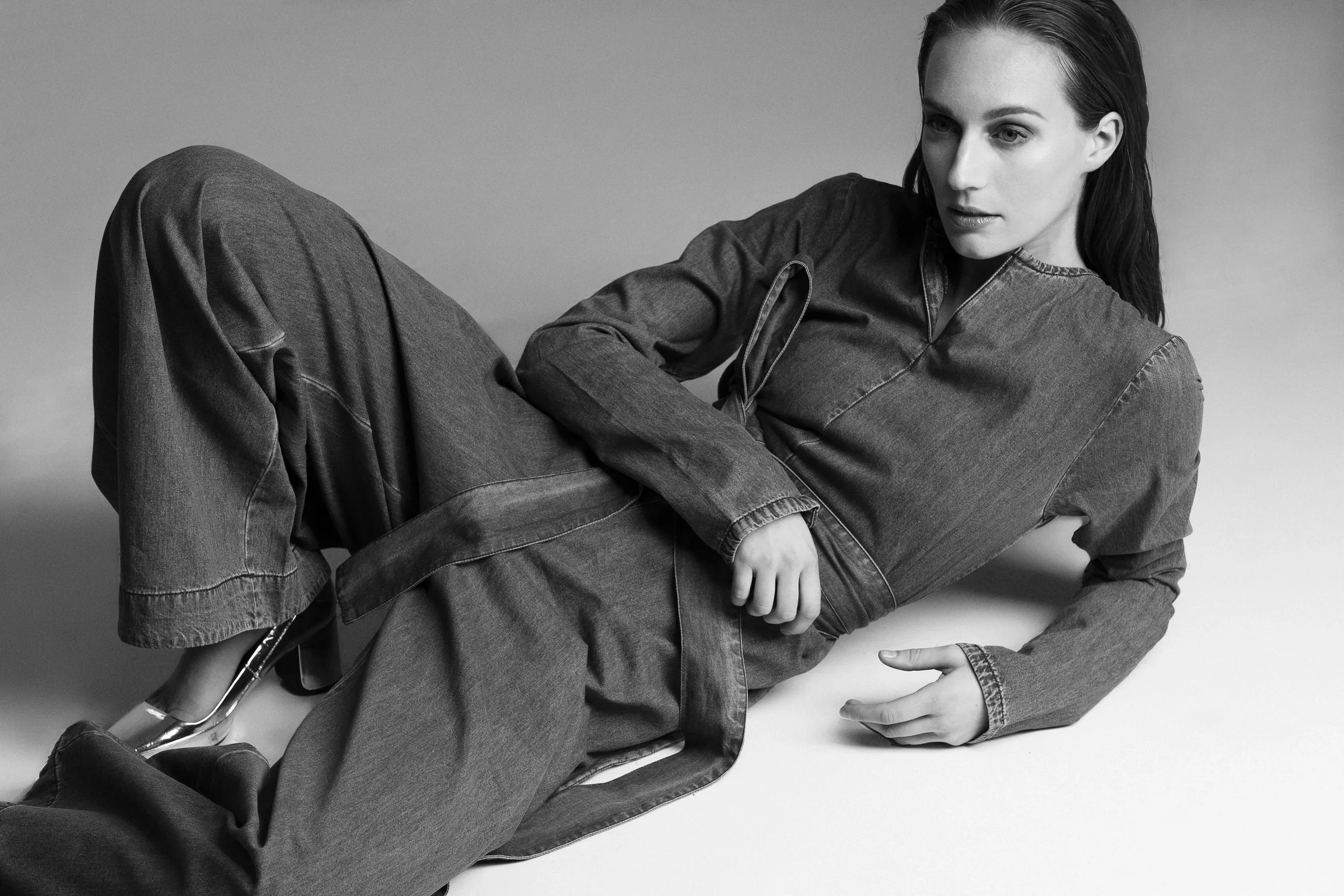 Dark Lilac Editorial, Laplus Belle Magazine