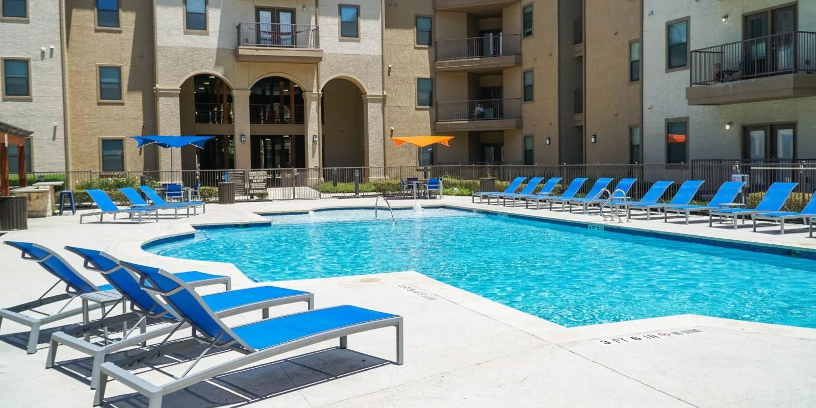 POOL-Back-Left-Side-e1527101948302.jpg