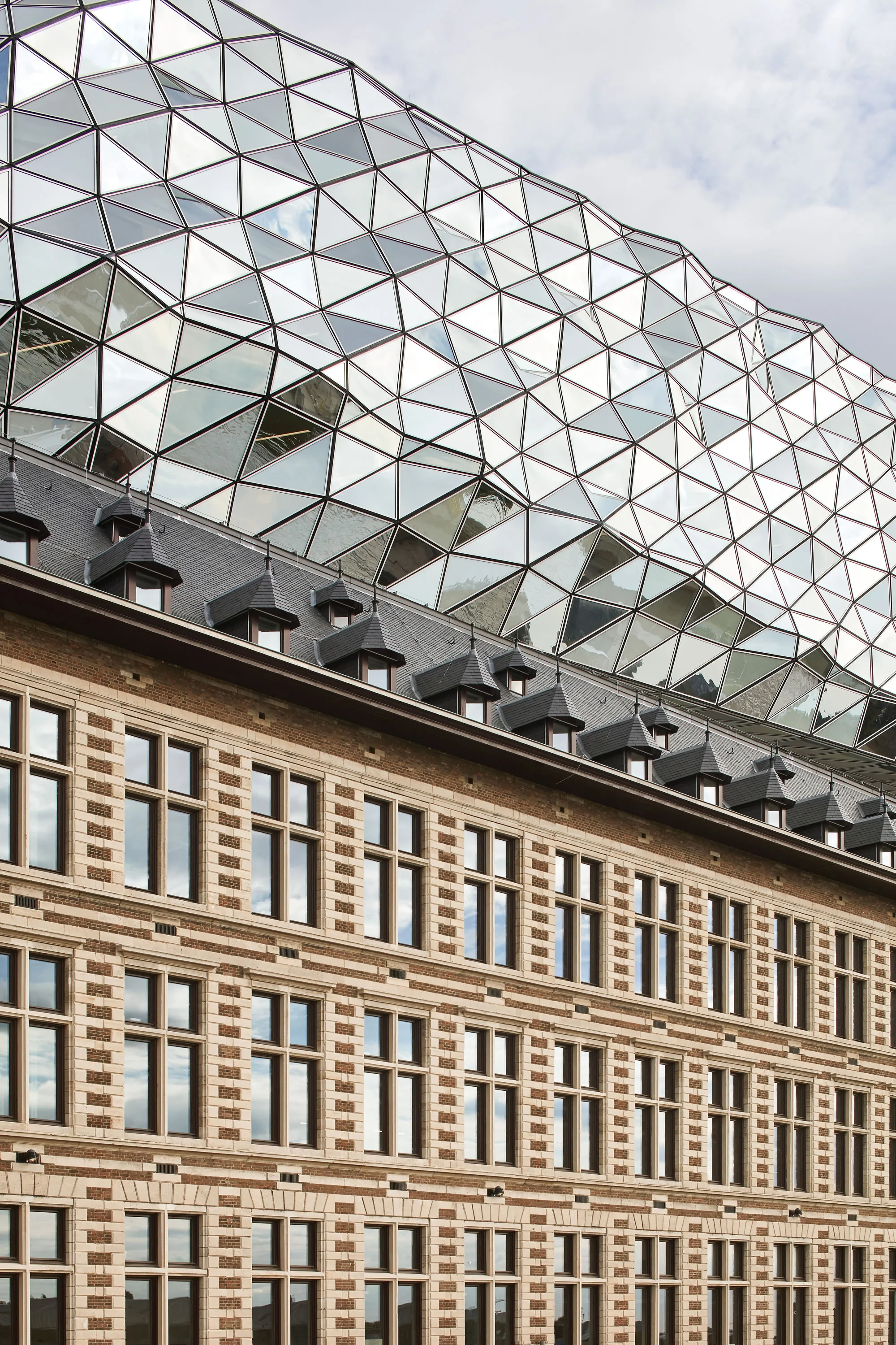 ZHA_Port House_Antwerp_∏Hufton+Crow_002.jpg