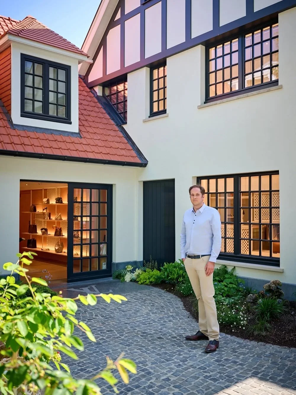 QUAND DESIGN &amp; ARTISANAT SE RENCONTRENT

La deuxi&egrave;me &eacute;dition de SavoirFaire s&rsquo;annonce encore plus grandiose, plus raffin&eacute;e et plus inspirante. Plus de cinquante designers, artisans et entreprises d&rsquo;int&eacute;rieu