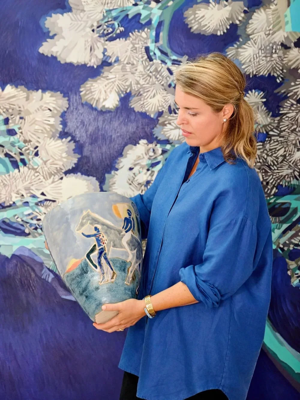 L&rsquo;ESPACE DU REGARD

La peinture de Johanna Baudou invite &agrave; ralentir le regard, &agrave; habiter cet espace suspendu de la toile o&ugrave; le temps semble momentan&eacute;ment perdre son emprise. 

N&eacute;e &agrave; Londres en 1984, Joh
