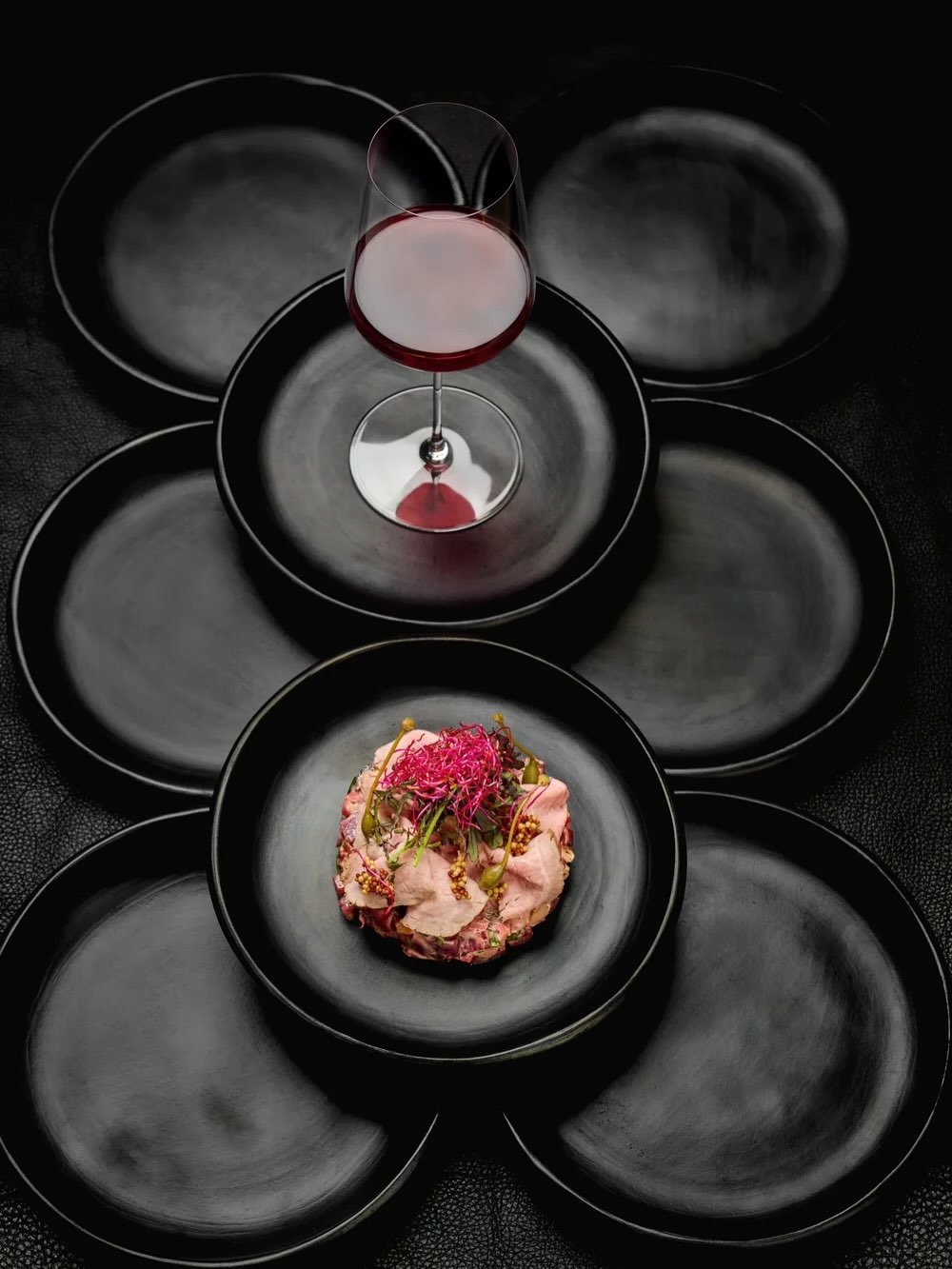 A NATURAL WAY TO WINE AND DINE

#EXCLUSIVE #BEAUTIFUL #BRANDS #PEOPLE #PLACES