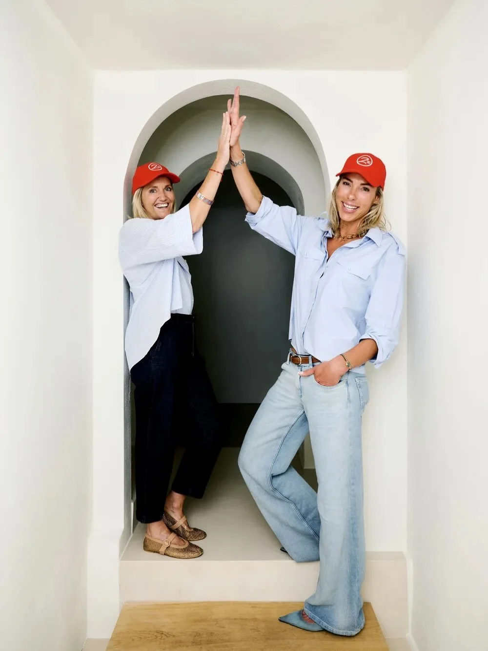 UNE CROISSANCE QUI OUVRE DE NOUVELLES PERSPECTIVES

Depuis six ans, Astrid Fran&ccedil;ois et Lieve Keusters ouvrent les portes des plus belles villas de Knokke. Aujourd&rsquo;hui, les fondatrices de Zoute Exclusive franchissent une nouvelle &eacute;