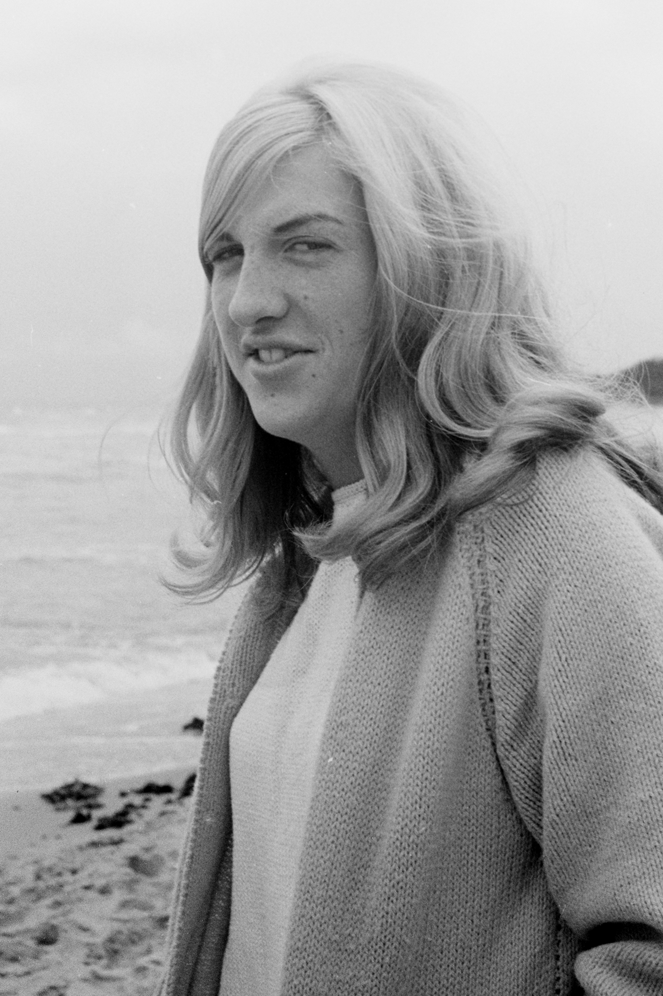 19691207_001-YAF_Mornington_by_Bus.jpg