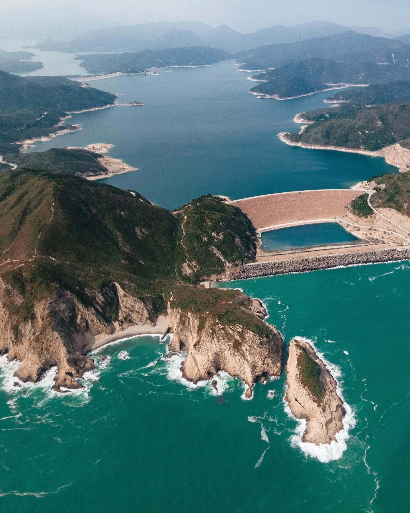 破邊. . .
.
#iamatraveler #agameoftones #vscocam #thecreatorclass #exploretocreate #moodygrams #stayandwander #beautifuldestinations #neverstopexploring #travelawesome #suitcase #movebeyond #liveauthentic #bestvacations #discoverhongkong #写真好きな人と繋がりたい