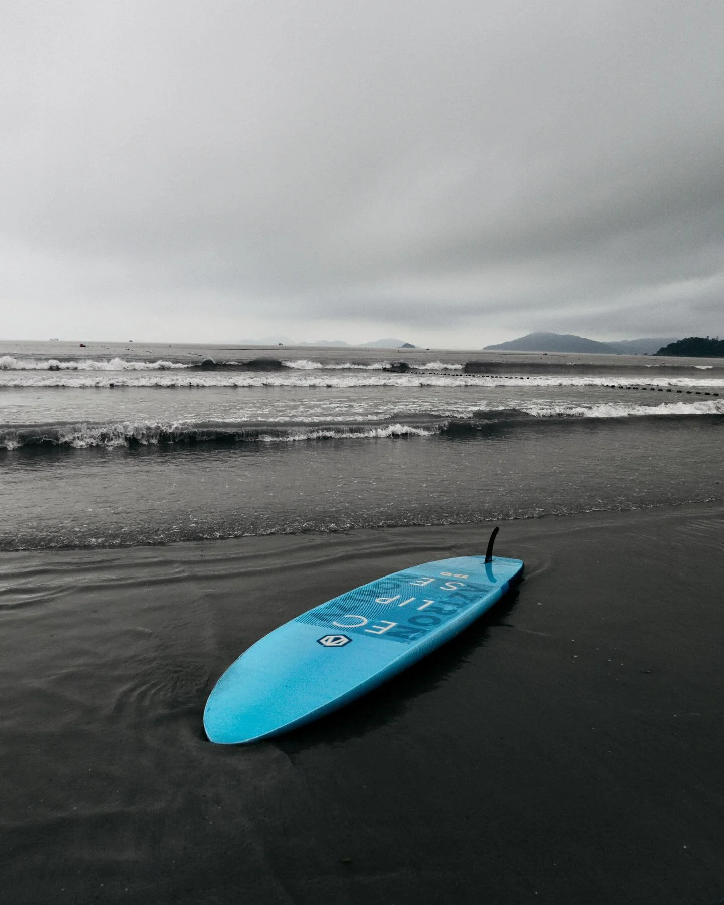 Standup Paddleboarding
. . . .
.
#iamatraveler #agameoftones #tillweflyagain #vscocam #thecreatorclass #exploretocreate #moodygrams #stayandwander #beautifuldestinations #neverstopexploring #travelawesome #suitcase #movebeyond #sonyalpha #liveauthent