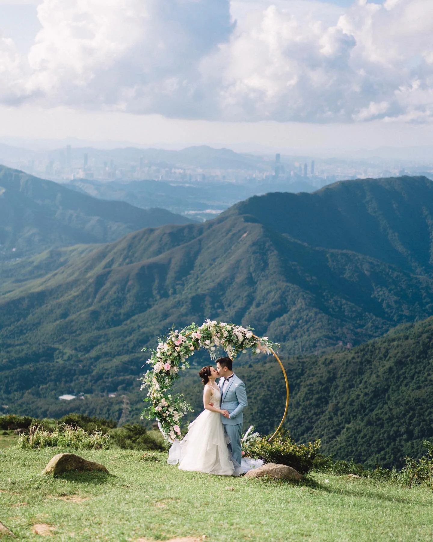 Draw a circle, not a heart, around the one you love because a heart can break but a circle goes on forever.
-
-
-
-
Photographer | @kitography_ @3arles
MUA | @persemprenoi.makeup
Floral arch &amp; bouquet | @abc.flower
-
-
-
Check out more of my work