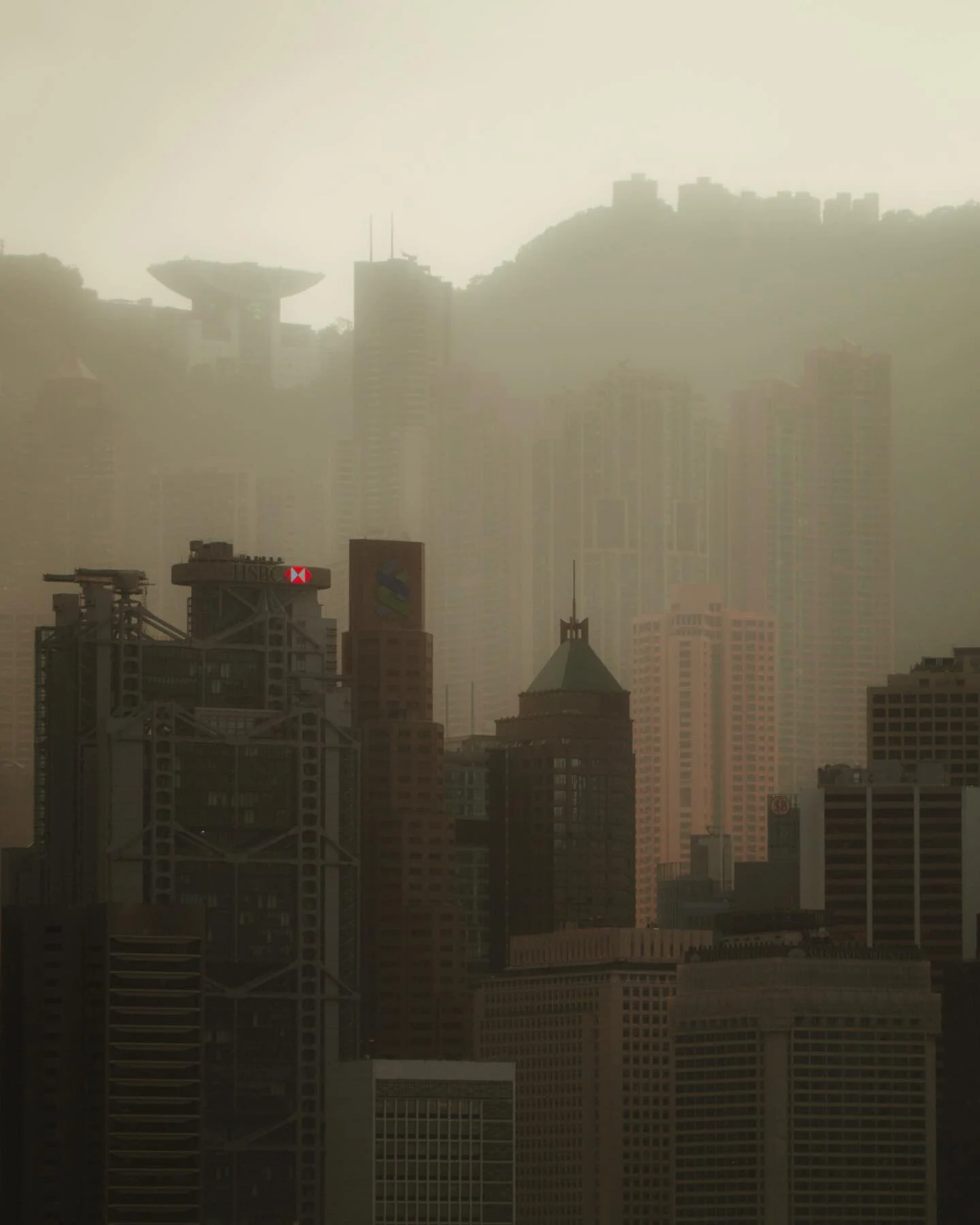 Uncertainty Principle I
. . . .
.
#iamatraveler #agameoftones #tillweflyagain #vscocam #thecreatorclass #exploretocreate #moodygrams #stayandwander #beautifuldestinations #neverstopexploring #travelawesome #suitcase #movebeyond #sonyalpha #liveauthen