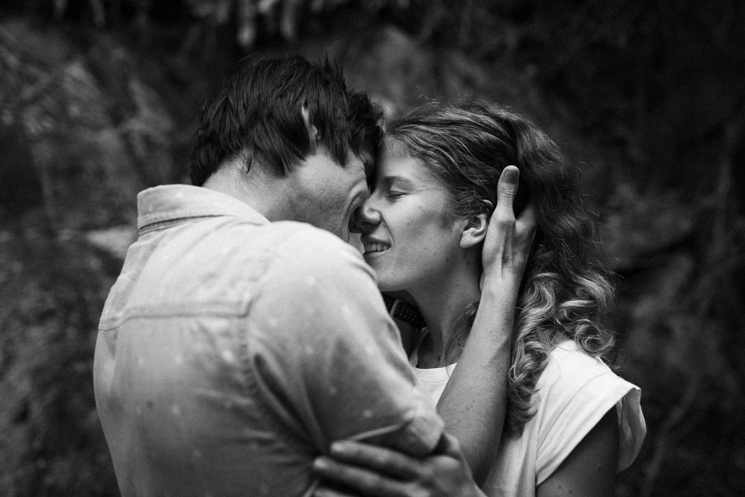The Raw Photographer - Cairns Wedding Photographer - Rainforest Engaged Engagement- Couple Session Photos - Engaged Price - Stoney Creek Queensland-8.jpg