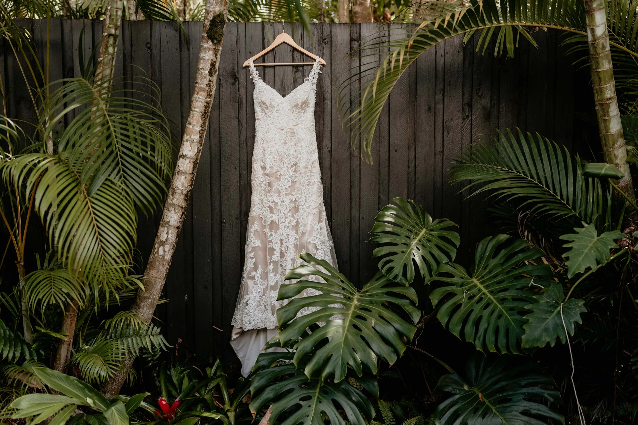 The Raw Photographer - Cairns Wedding Photographer - Port Douglas Sheriton - Beach Ceremony - Candid Photography-3.jpg
