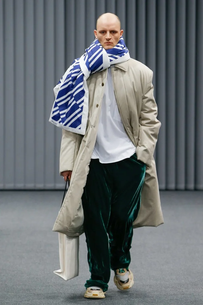 Balenciaga AW17 2