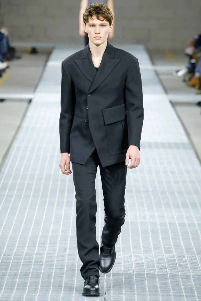Dirk-Bikkembergs-AW17-2-683x1024.jpg
