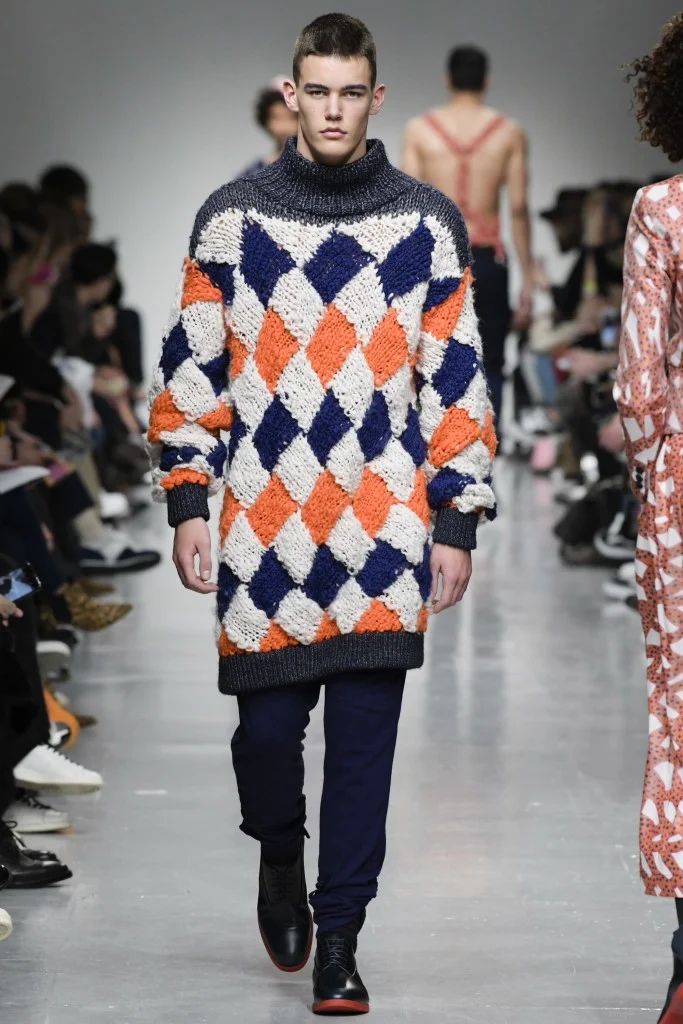 sibling_aw17