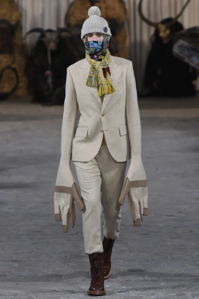 Walter-Van-Beirendonck-Vogue-Runway-AW17-1-683x1024.jpg
