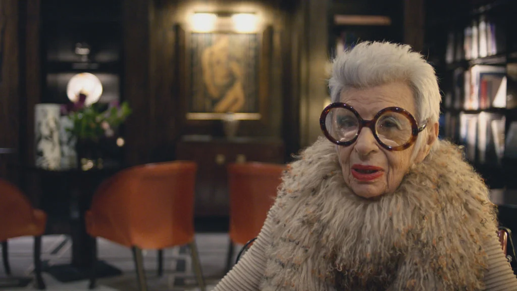 Driesvannoten-still-9-Iris-Apfel-1024x576.jpg