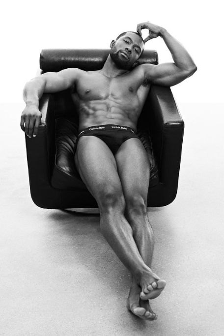 Trevante-Rhodes-SS17-Calvin-Klein-2.png
