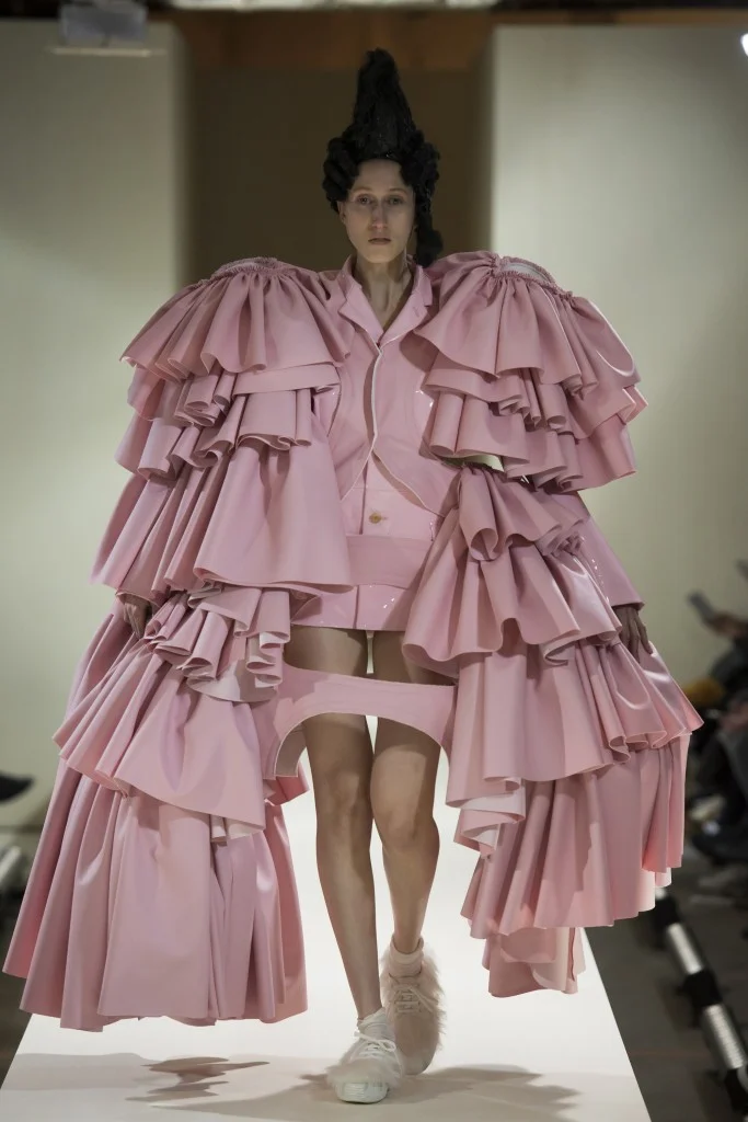 Comme des Garçons AW16 (image: Vogue )